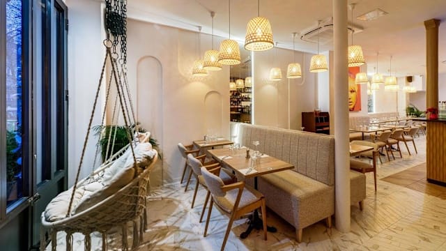 découvrez les meilleures cuisines modernes à paris 75005 : design contemporain, matériaux innovants et réalisations sur-mesure pour transformer votre espace culinaire dans le 5e arrondissement.