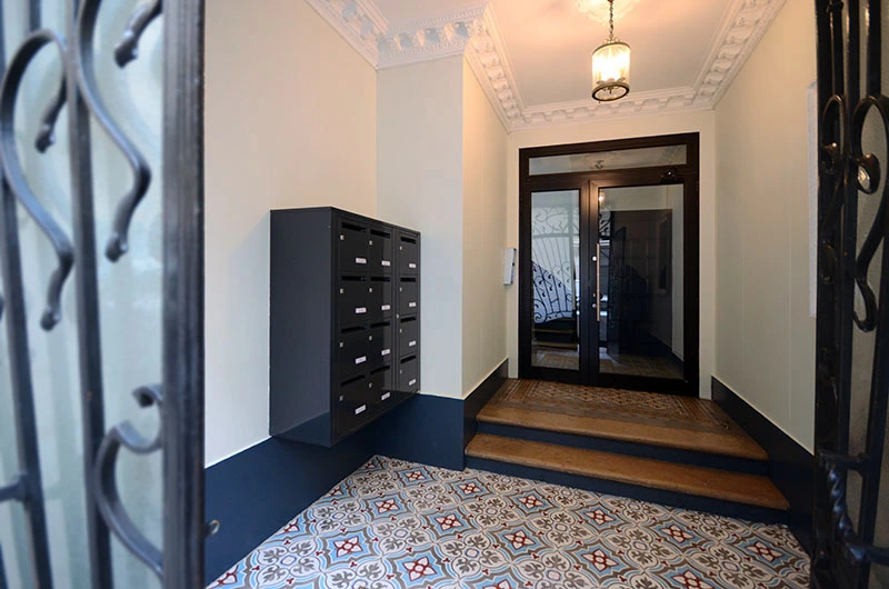obtenez rapidement un devis personnalisé pour vos travaux de rénovation à paris 6. des artisans qualifiés à votre service pour rénover votre appartement ou local dans le 6ème arrondissement. estimation gratuite et sans engagement.