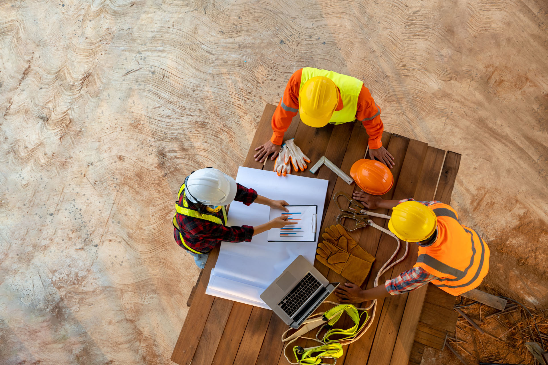 découvrez notre formation bâtiment : développez vos compétences dans la construction, la rénovation et le gros œuvre avec des experts du secteur. inscrivez-vous dès maintenant pour booster votre carrière dans le btp !