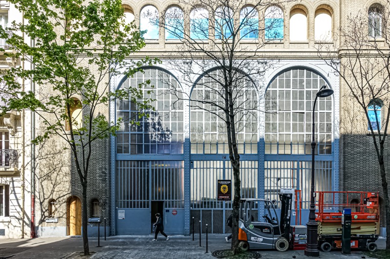 découvrez comment moderniser l’installation électrique d’une maison historique à paris tout en préservant son cachet. conseils, normes et solutions sur mesure.