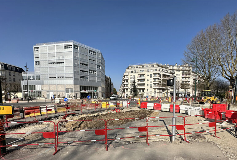 découvrez nos nouveaux locaux modernes situés à bagneux, offrant un espace adapté à vos besoins professionnels et un environnement agréable.