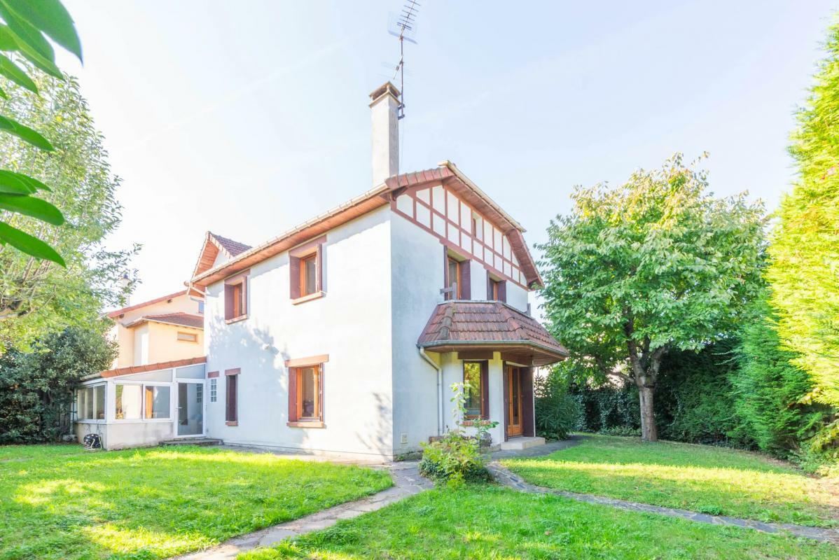 découvrez nos conseils experts pour réussir la rénovation de votre bien à antony et maximiser la valeur de votre propriété. astuces essentielles, tendances et bonnes pratiques pour valoriser votre investissement immobilier.