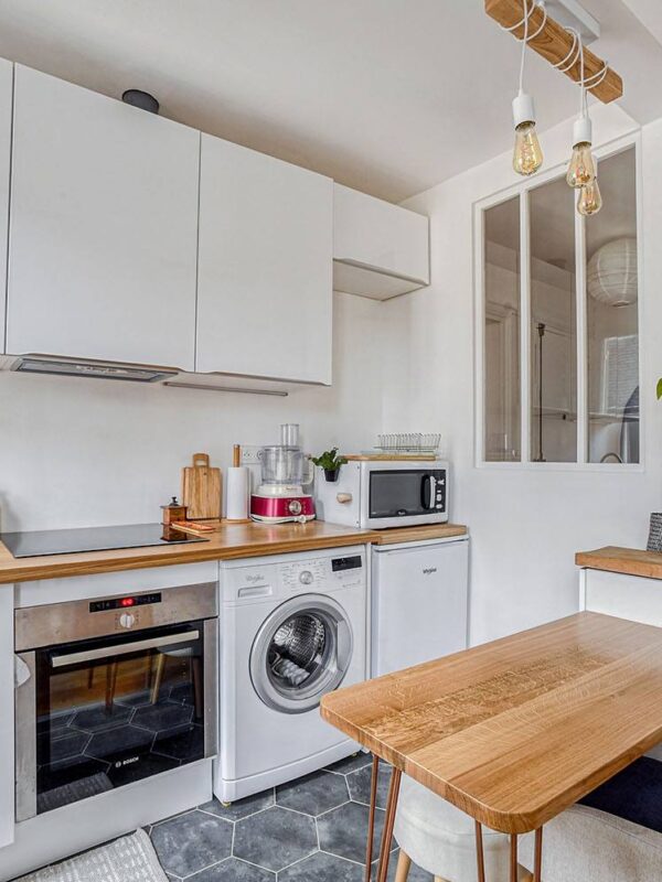 découvrez notre projet de rénovation d'un appartement vintage situé dans le 5ème arrondissement de paris en 2025. un mélange unique d'élégance classique et de confort moderne vous attend.