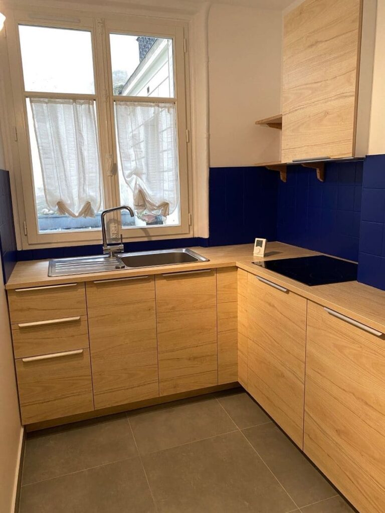 confiez la rénovation de votre cuisine à monceau, paris, à des experts pour un espace moderne, fonctionnel et élégant. devis gratuit et conseils personnalisés.