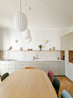 confiez votre rénovation intérieure à antony à des professionnels : aménagement, peinture, sols, cuisines et salles de bains. obtenez un devis gratuit personnalisé pour transformer votre maison ou appartement !