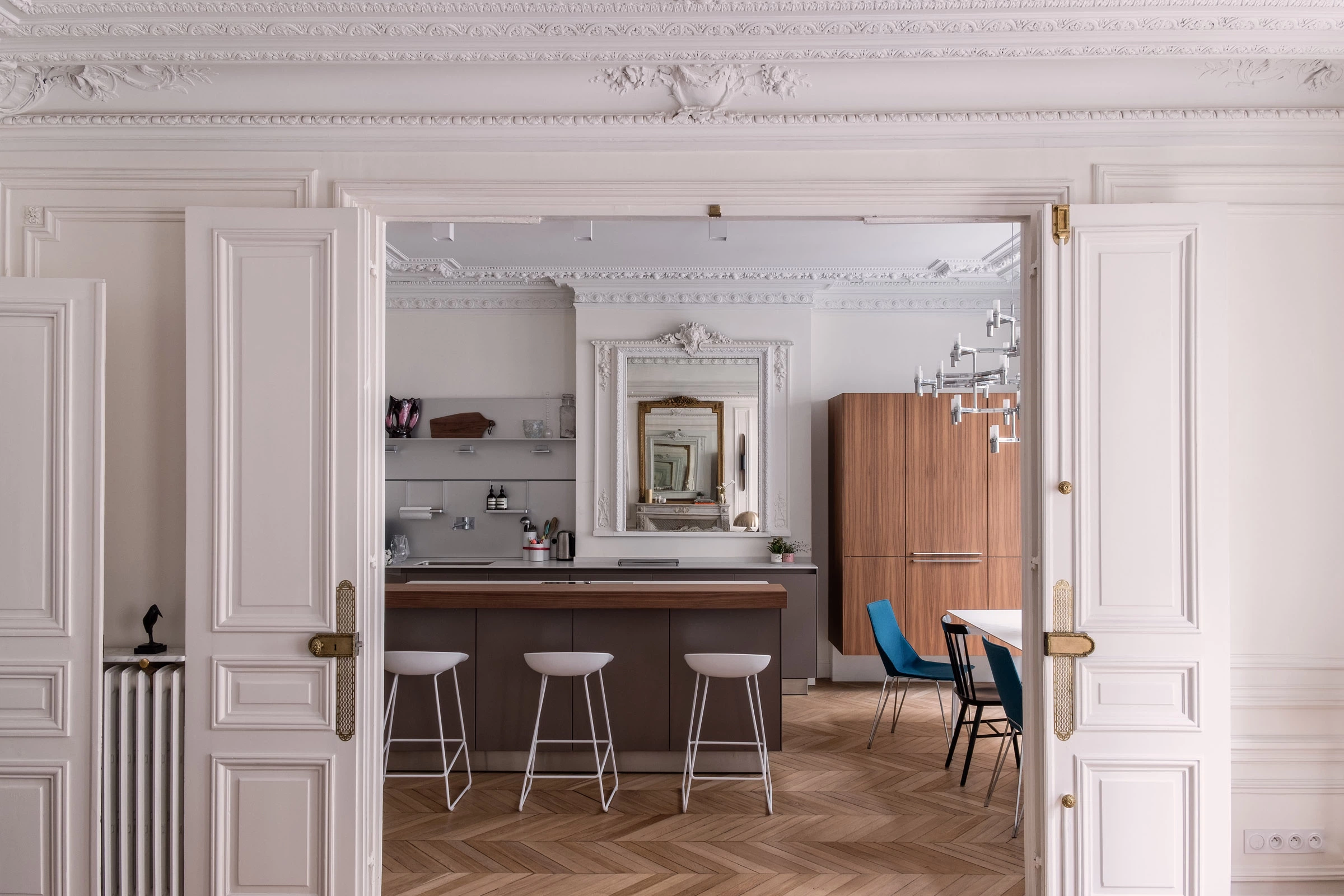 donnez une nouvelle vie à votre logement à paris 75001 grâce à nos services de rénovation intérieure sur mesure. expertise, conseils et devis gratuits pour tous vos projets !