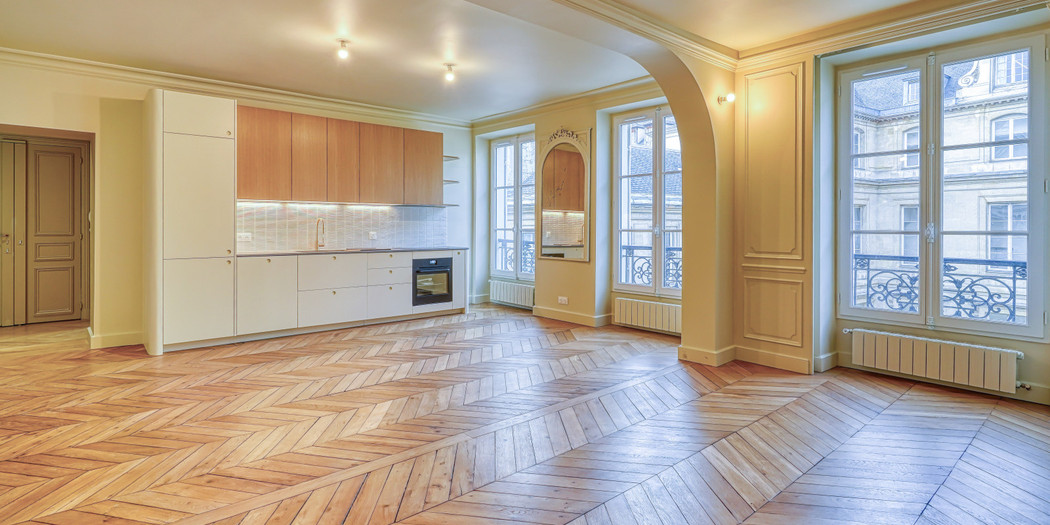 confiez votre rénovation intérieure à paris 75014 à des professionnels expérimentés. transformez votre appartement avec des travaux sur mesure, du conseil déco à la réalisation complète. devis gratuit et accompagnement personnalisé.