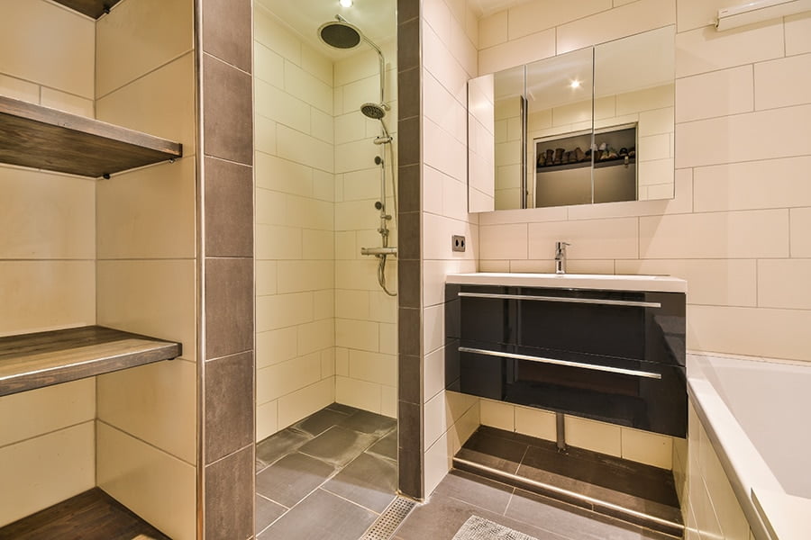 confiez la rénovation de votre salle de bains à paris 75018 à des experts. solutions sur mesure, travaux de qualité et accompagnement personnalisé pour moderniser votre espace selon vos envies.