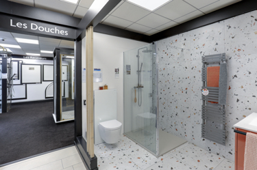 rénovez le sol de votre salle de bain à paris 20 avec des experts : conseils, choix de matériaux et réalisation sur mesure pour un résultat moderne, durable et esthétique.