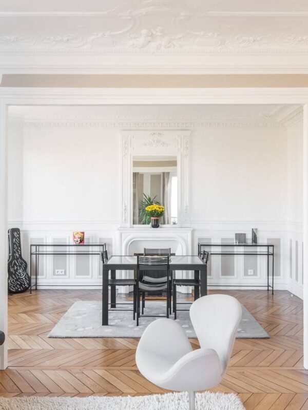 confiez la rénovation de votre studio à paris en 2025 à des experts. conseils, astuces et accompagnement pour optimiser votre espace et valoriser votre bien immobilier.