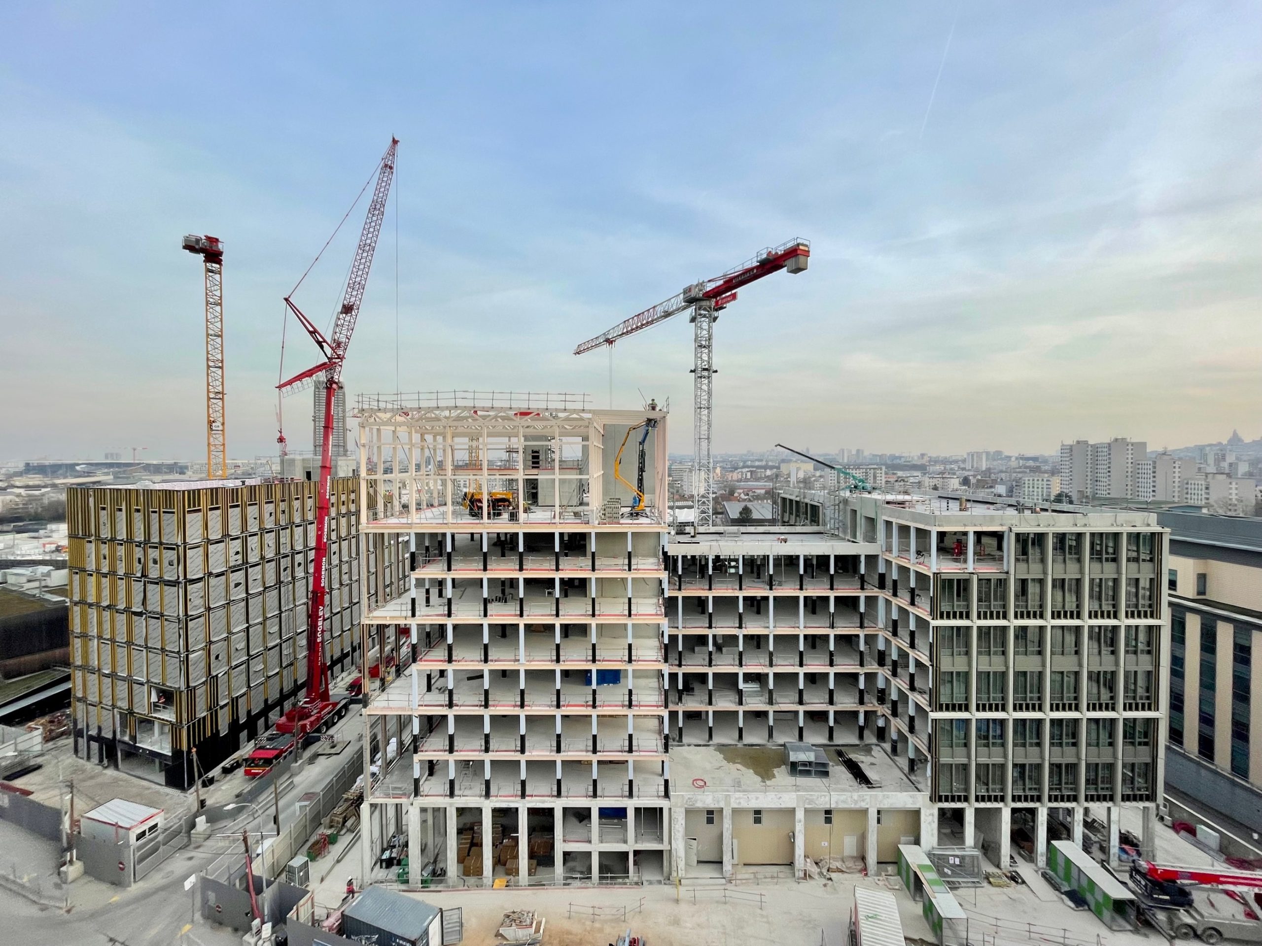 découvrez comment les rénovations urbaines par phases transforment paris, améliorant les infrastructures et la qualité de vie tout en respectant le patrimoine historique.