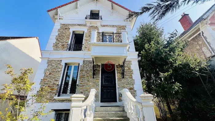découvrez nos services professionnels pour rénover votre habitation à neuilly-sur-seine. qualité, expertise et conseils personnalisés pour transformer votre intérieur avec succès.
