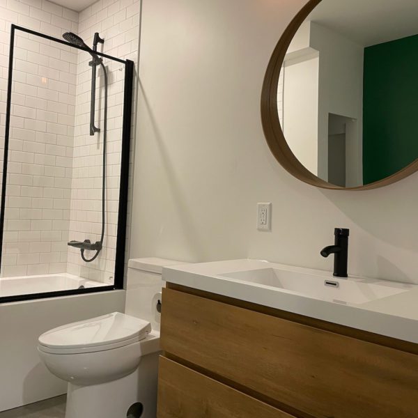découvrez notre guide complet pour rénover votre salle de bains à paris étape par étape, avec des conseils pratiques et astuces pour un espace moderne et fonctionnel.