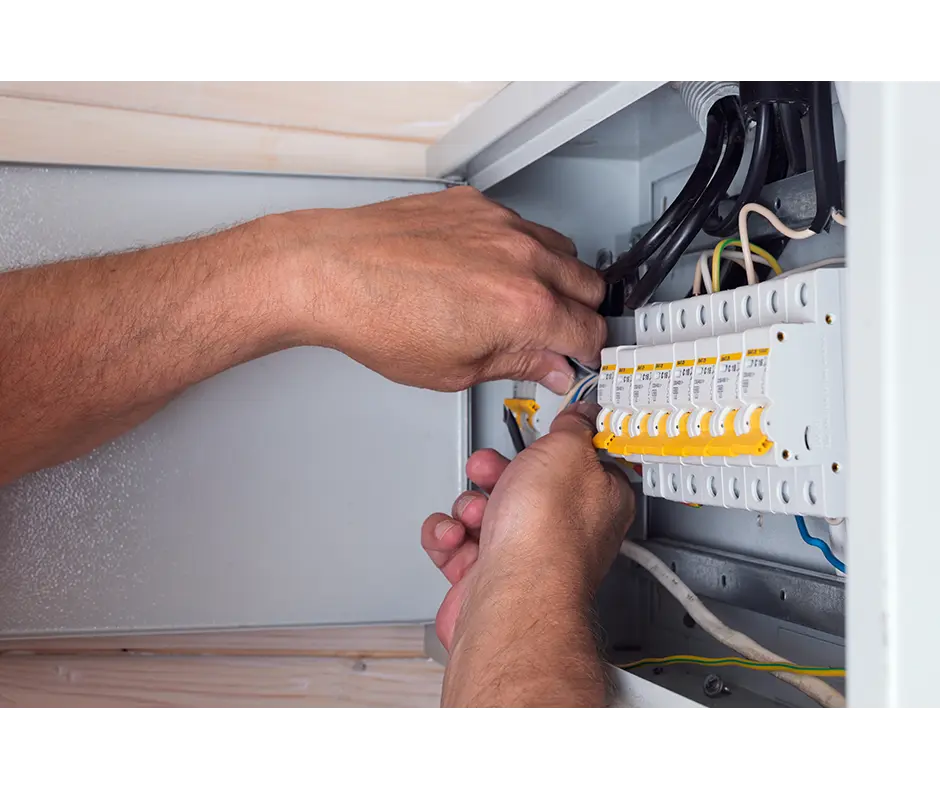 besoin d'une intervention rapide en urgence électrique à paris 75009 ? nos électriciens qualifiés interviennent 24h/24 et 7j/7 pour tous dépannages et réparations électriques.